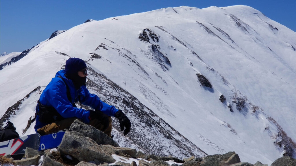 冬の低山ハイキングで揃えたい、とっておきの装備リストをまとめてみた - Outdoor Gearzine 