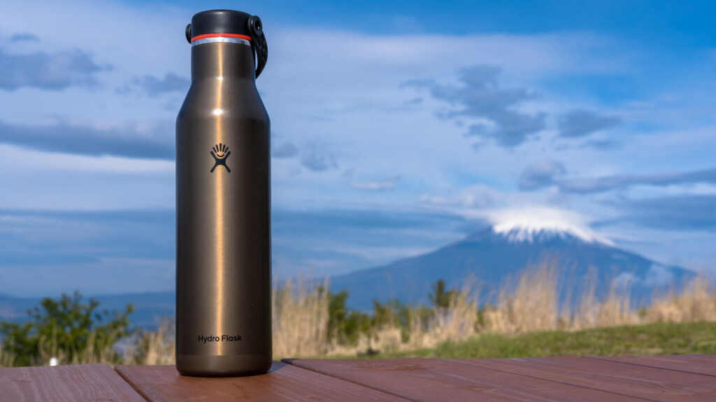 僕の新たな推しボトル。山にキャンプに、ついつい持ち出したくなる保冷・保温ボトル Hydro Flask TRAIL SERIES