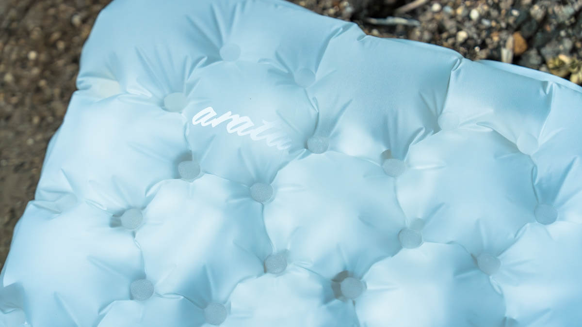 arata ASP-R7 review: High insulation that is OK for harsh winters, portable and comfortable to sleep on. What&#39;s more, it&#39;s a surprising price, and there are no blind spots anymore, so it&#39;s scary for mountain air mats