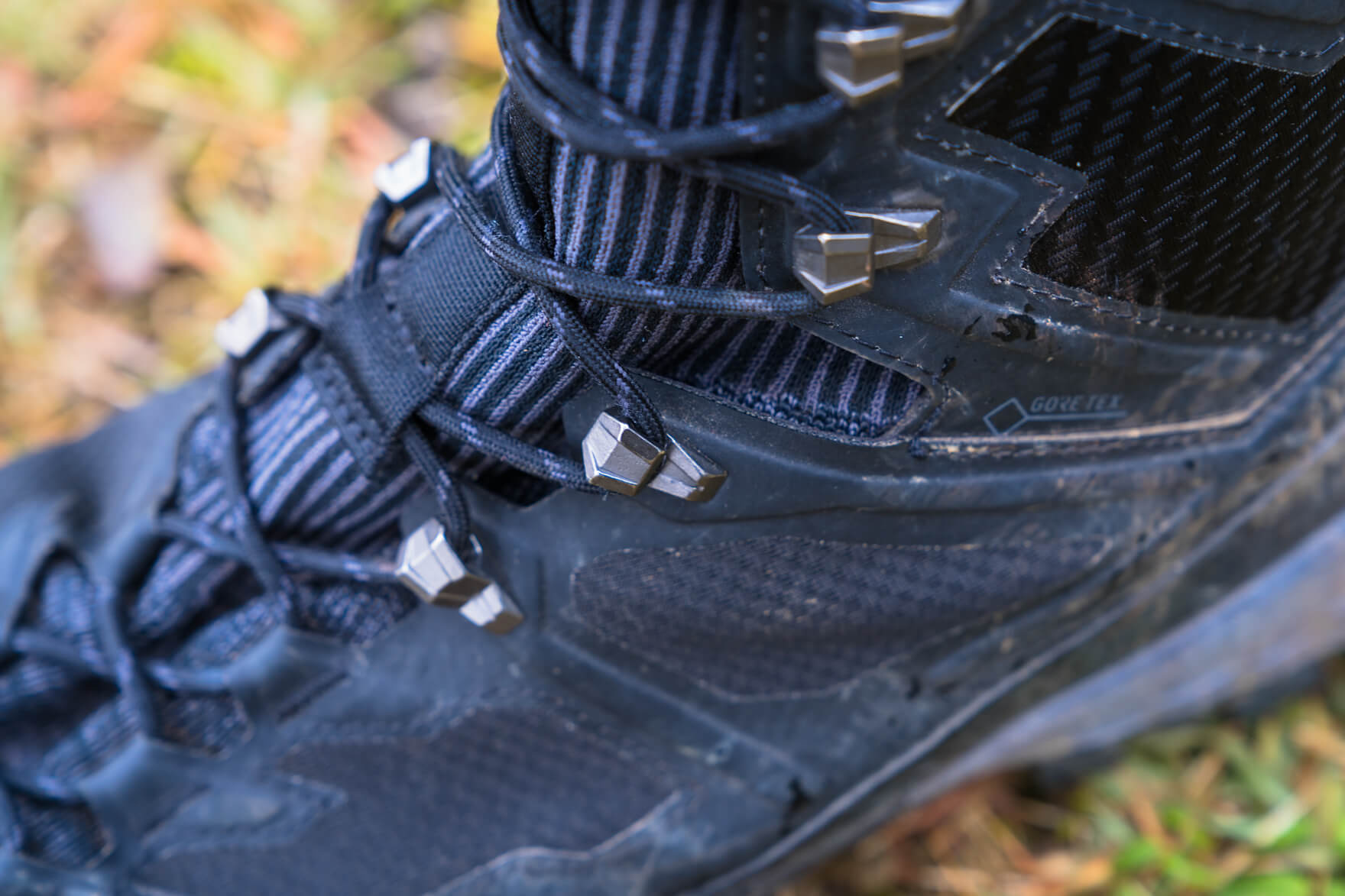 Review Mammut Ducan Knit High Gtx これがハイテク登山靴か 堅牢性の中にきらりと光る軽快さと極フィットが絶妙なトレッキングブーツ Outdoor Gearzine アウトドアギアジン