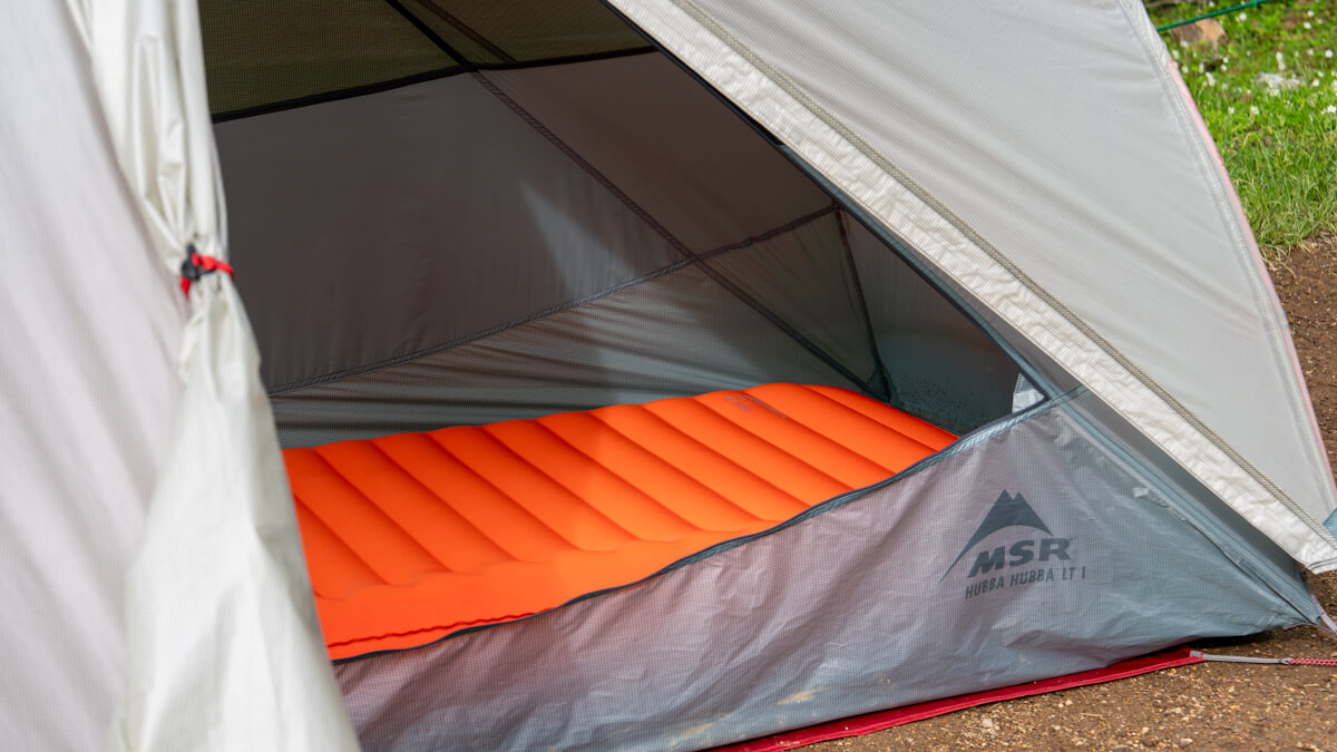 THERM-A-REST &quot;Neoloft&quot; &amp; MSR &quot;Habbahaba LT&quot; Review: The age where you can carry the comfort of your bed with a backpack is finally here. Incredibly comfortable mountain tents and mats that keep weight down