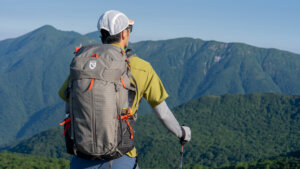 NEMOがまたやってくれた。初の本格山岳向けバックパック「Persist™ 45L Endless Promise®」がこじ開けた、山岳用バックパックの新しいスタンダードとは？【実践レビュー】