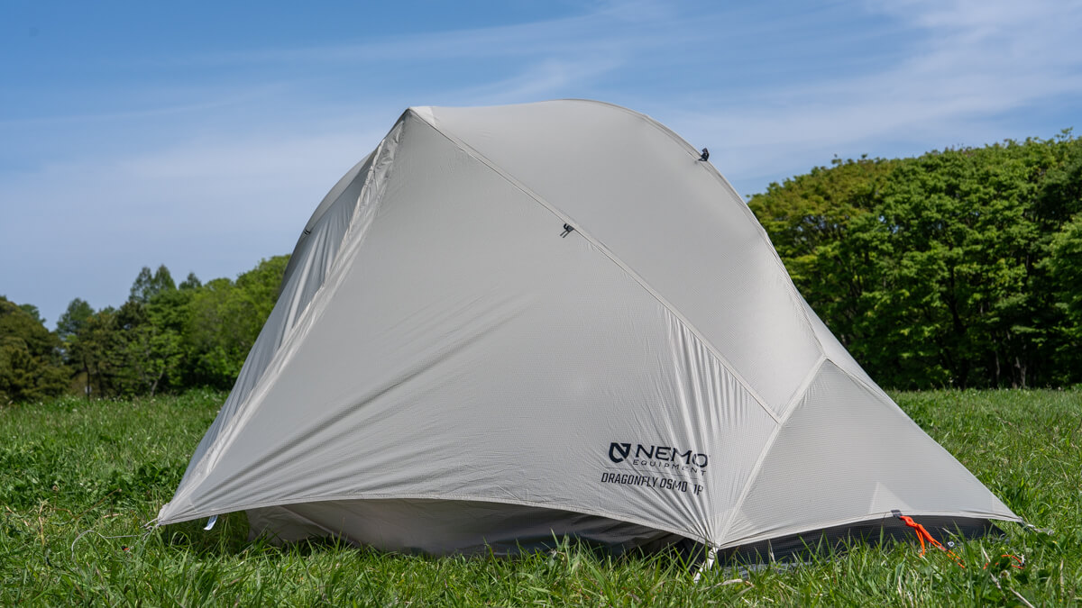 もうテント選びで迷わない。NEMO「ドラゴンフライ オズモ」は、軽さ・広さ・耐候性・収納性のすべてを諦めたくない山好きが最後に辿り着く山岳テントの終着駅【実践レビュー】
