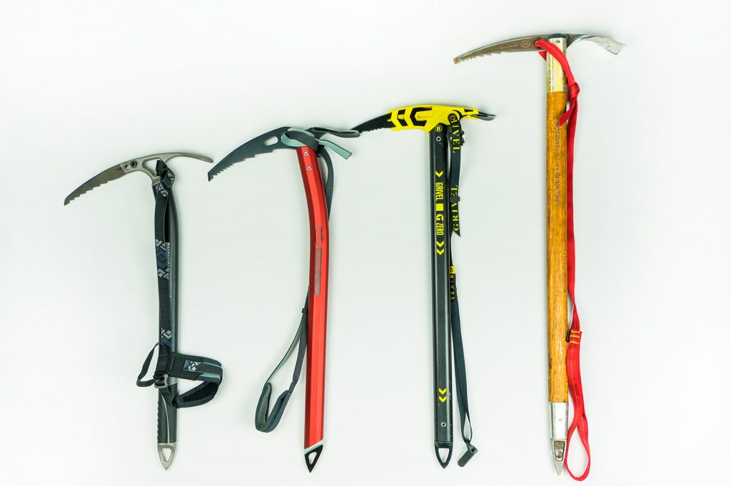 雪山歩きに最適なピッケル（アイスアックス）選びについてあらためて考えてみる Outdoor Gearzine "アウトドアギアジン"
