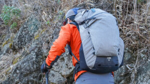 【忖度なしの自腹レビュー】これひとつで、日本の山を遊び尽くす。PAAGOWORKS ZENN 35が切り開いた「モジュール式バックパック」という新しいかたち【実践レビュー】