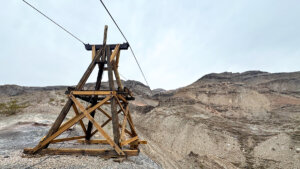 A journey through the remains of the Gold Rush dream. The second hiking course around Death Valley: The Keene Wonder Mine Trail [Can you die without walking? A journey through America&#39;s National Parks (45)]