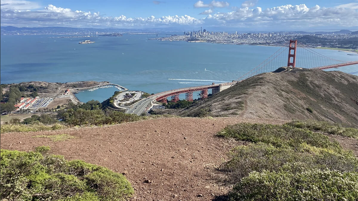 サンフランシスコを一望できる身近で爽快なトレイル　ロデオバレーループ＆スラッカーヒル【歩かずに死ねるか！アメリカ国立公園への旅（47）】